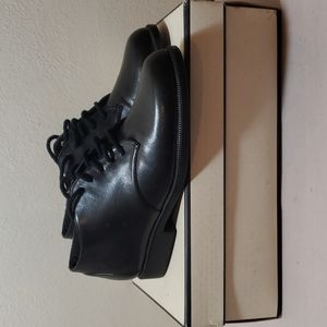 Life Stride Yale Black Bombay Low-Heel Ankle Boot Dress Shoes - Black Size 6